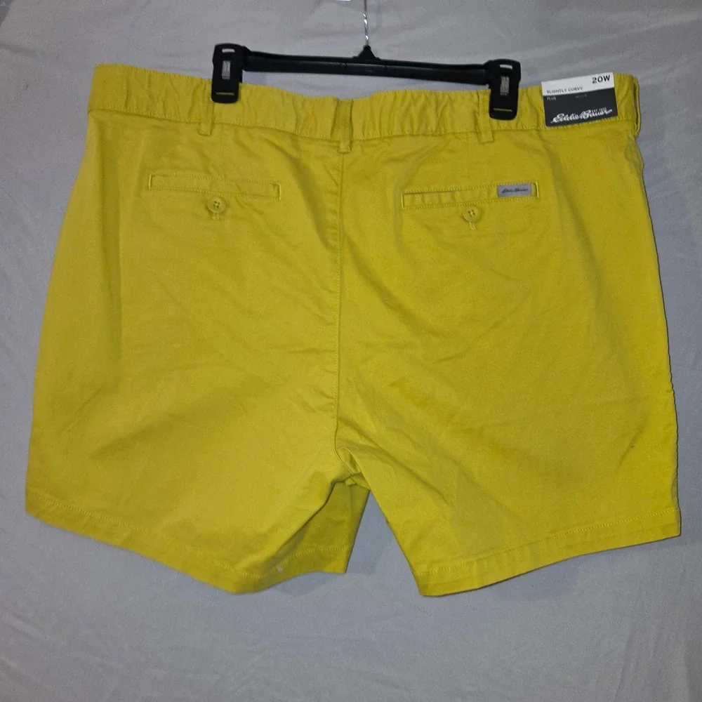 Eddie Bauer Legend Wash Stretch Shorts 20W Womens Yellow Slightly Curvy Plus NEW